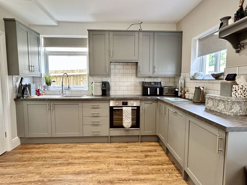 Kitchen/Diner- click for photo gallery